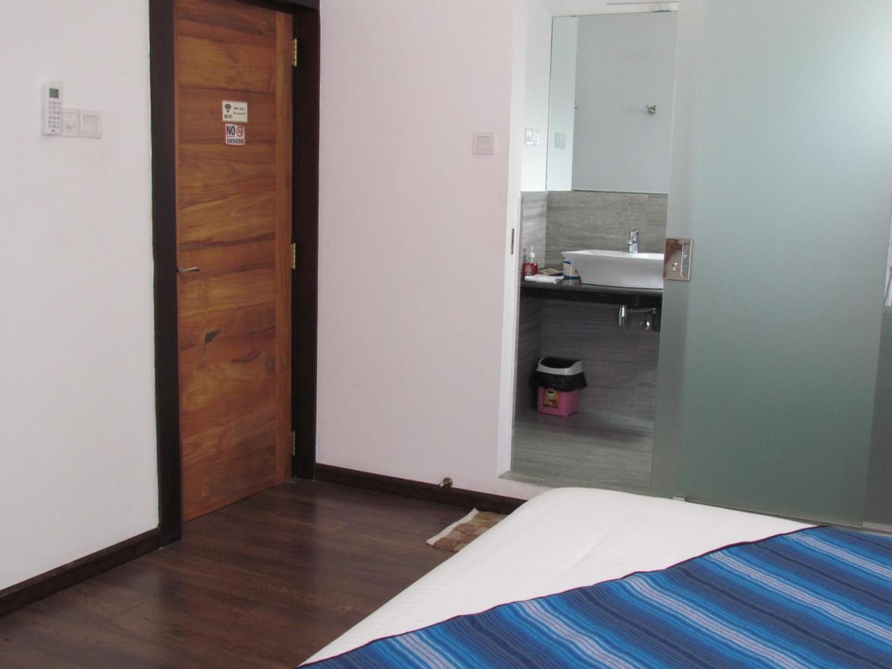 Kmc Villa Dehiwala-Mount Lavinia Exteriér fotografie